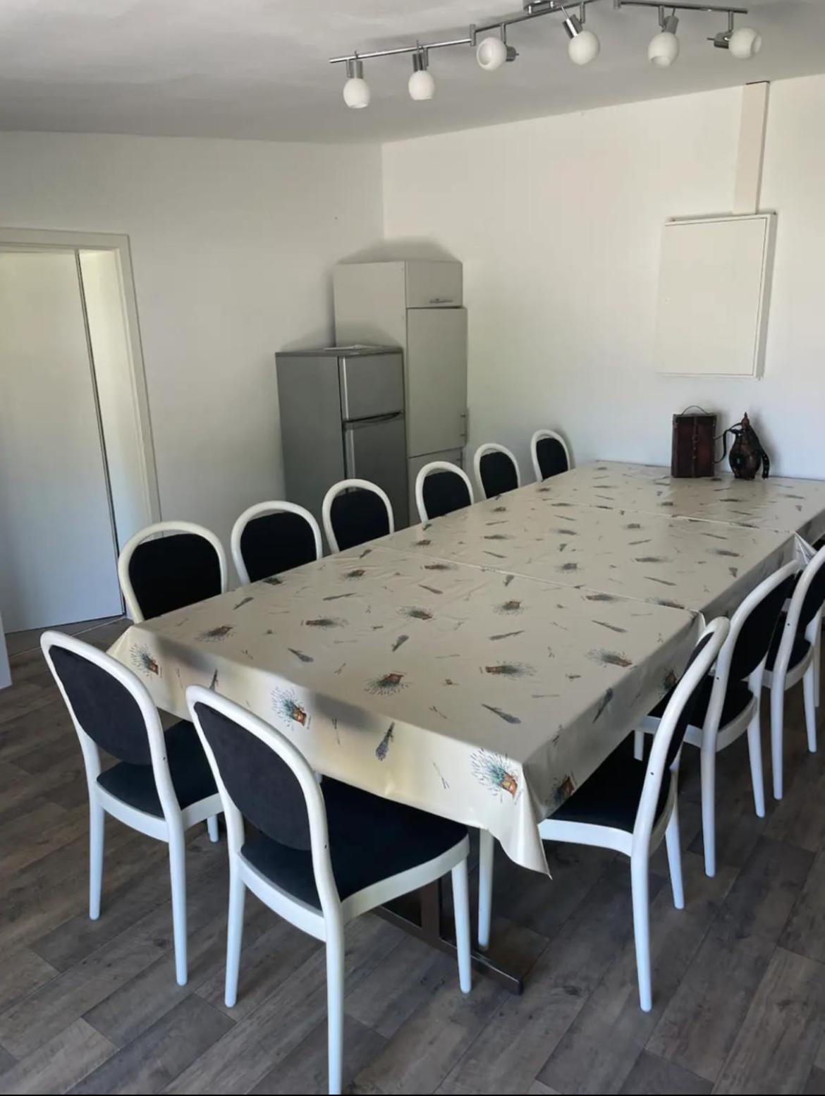 Ferienzimmer Mit Zwei Einzelbetten Und Gemeinschaftkueche Warnow  Εξωτερικό φωτογραφία